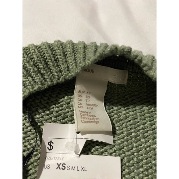 H&M Sweater - Picture 4 of 4